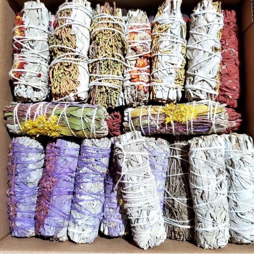 Assorted 4" Mix Sage bundles